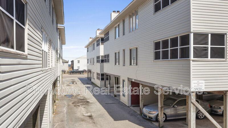 1415 East Ocean View Avenue - F