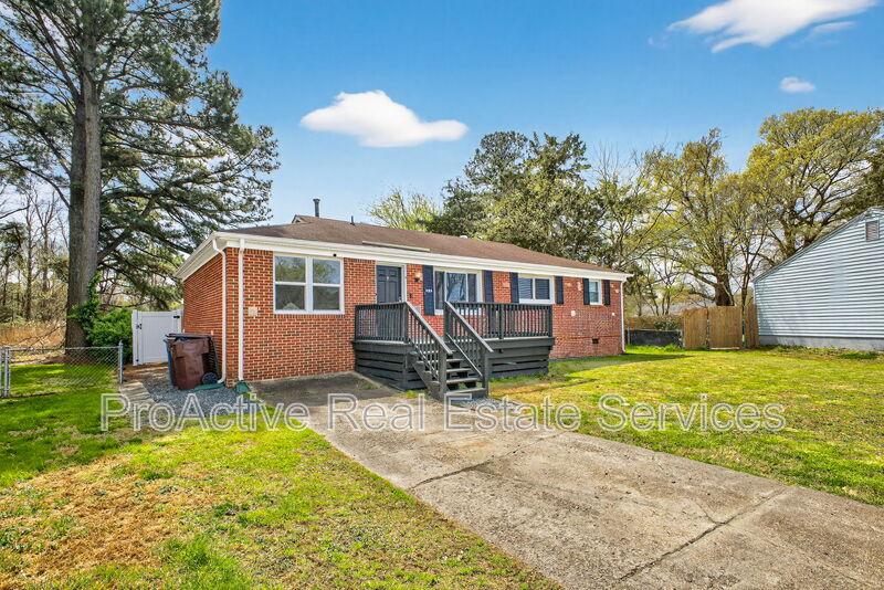 2012 Midway Avenue